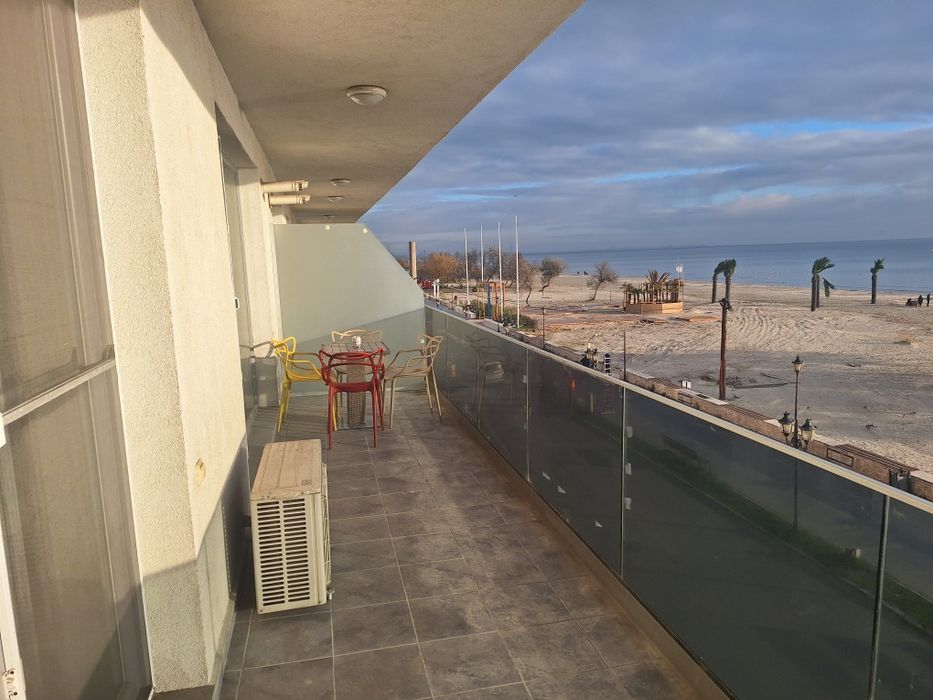 Apartament pe malul marii