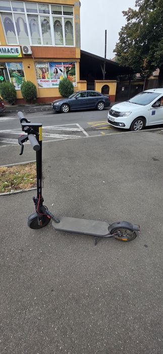 Trotineta Xioami Mi scooter 4
