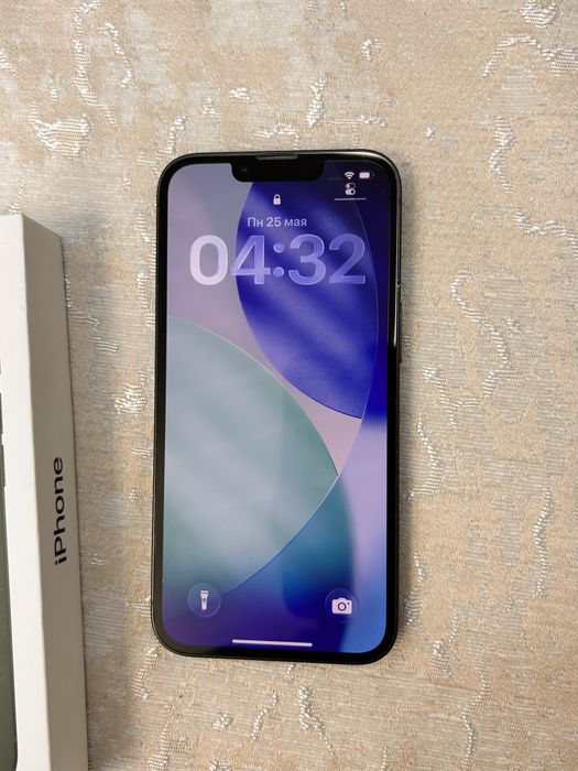 Продам айфон 13, 128 гб памяти