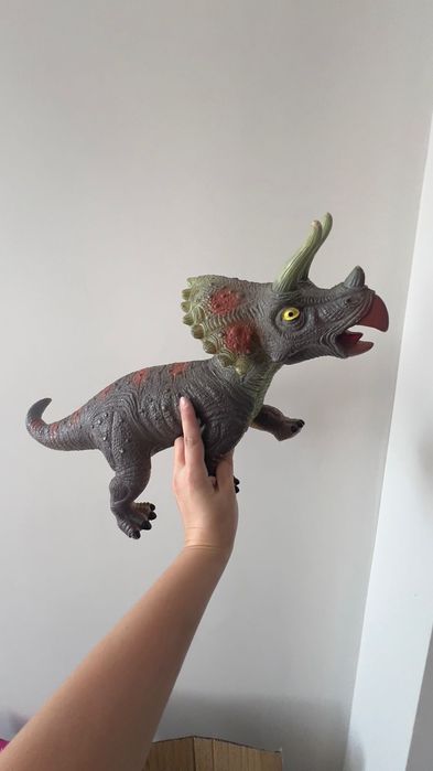 Игрушечный пистолет-робот трансформер