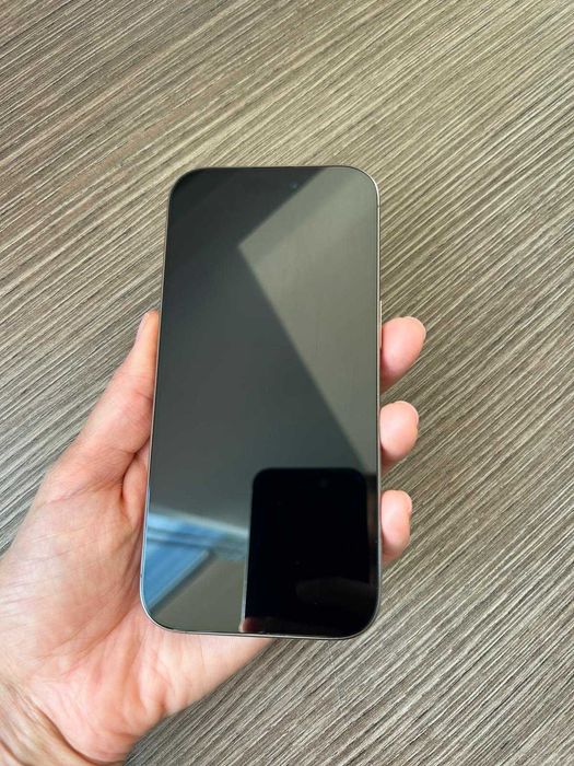 Iphone 16 PRO 256GB desert titanium stare impecabila-3500 RON