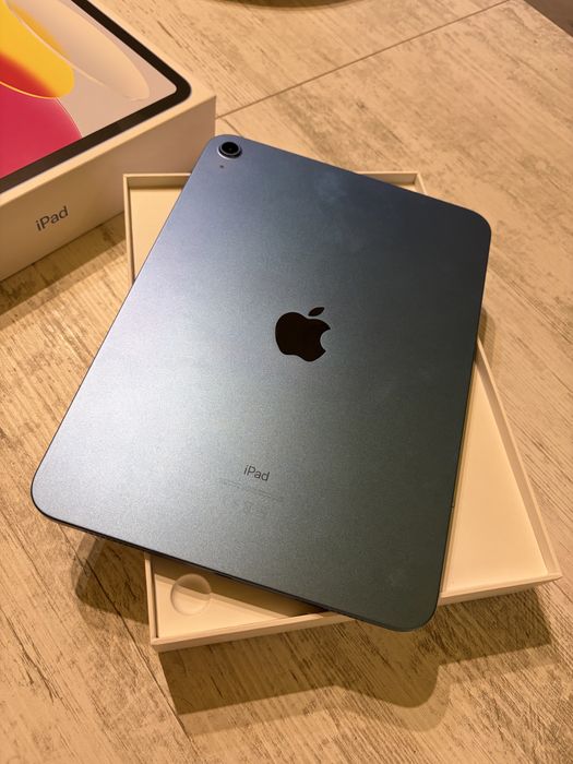 iPad 10 Gen 64GB blue