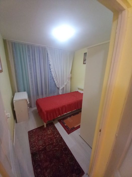 Apartament 3 camere de vanzare