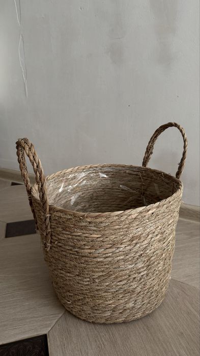 Продается корзина.