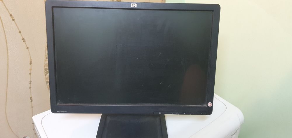 Vând calculator Lenovo