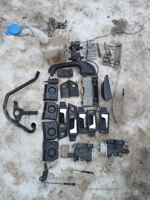 Запчасти Ауди 100