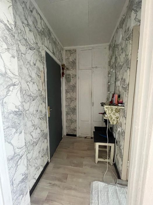 Продаю квартиру !!