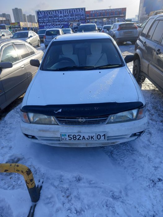 Продам авто мобиль нисан сани