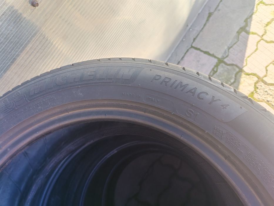 205 55 17, câte 4buc vară Michelin 5mm,și Continental 8mm