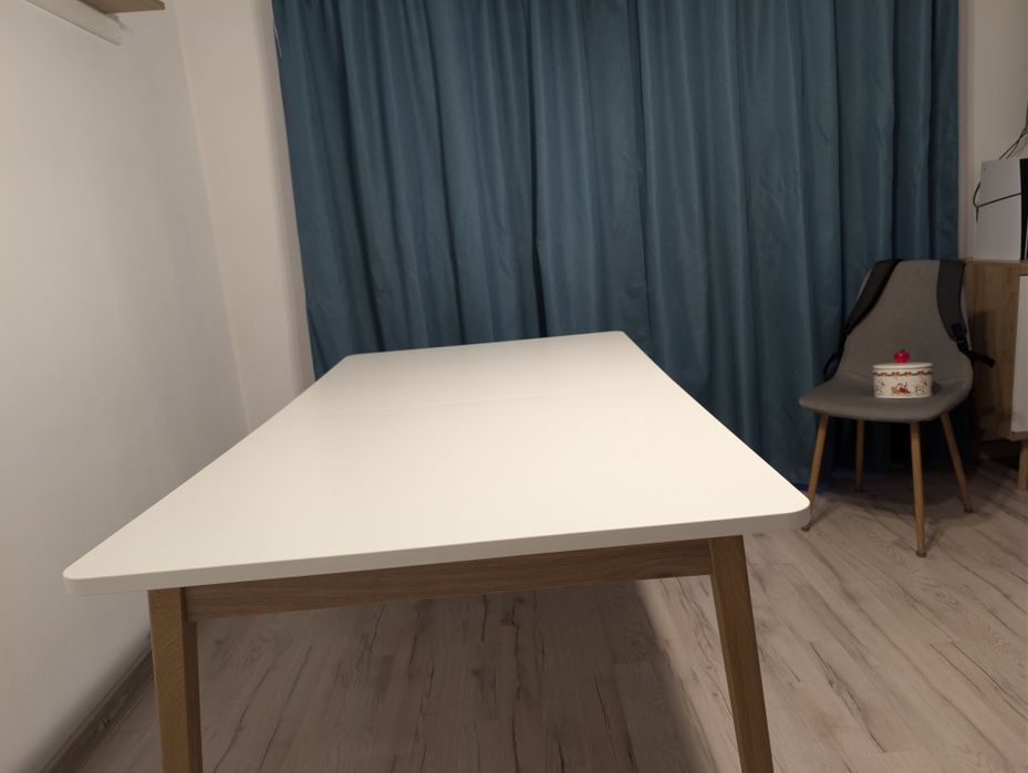 Masa dining extensibila