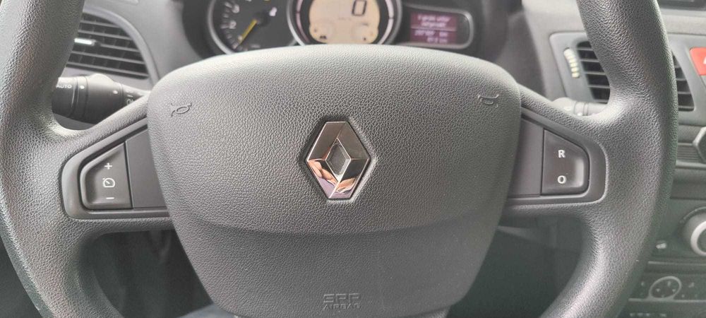 RENAULT Megane 2011 — imagine 4