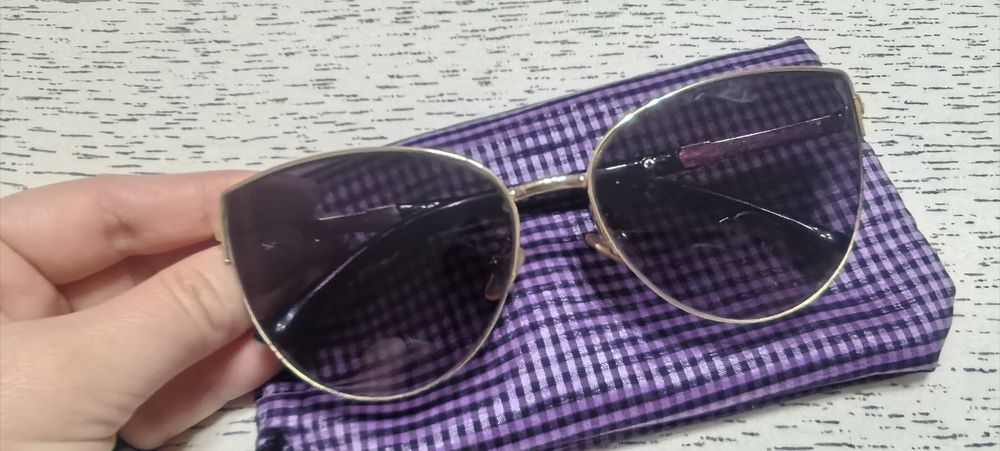 Очки солнцезащитные