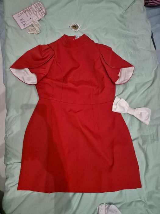 Rochie rosie de ocazie