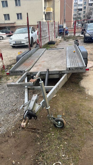 Отдавам под наем единична платформа