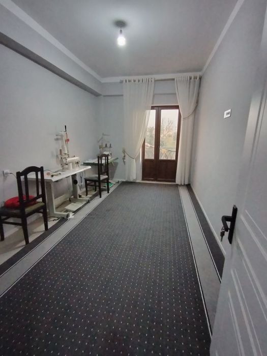 Shoshiling Zudlik bilan arzonladi. 3 xonali kvartira