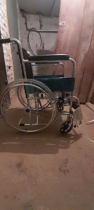 Коляска гаршок сатылады