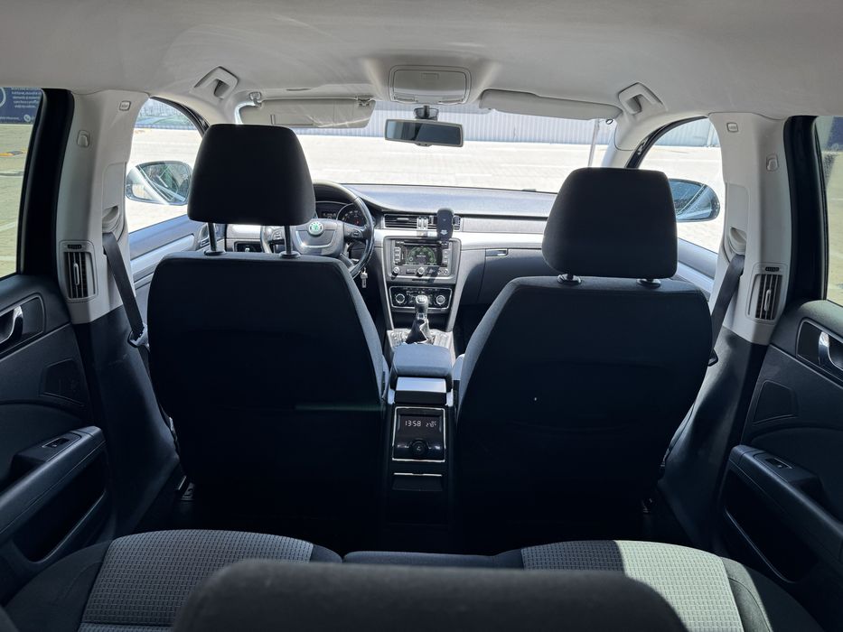 Vand Skoda Superb 2013