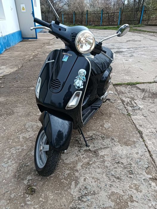 Scuter vespa 125 an 2005 35000 km