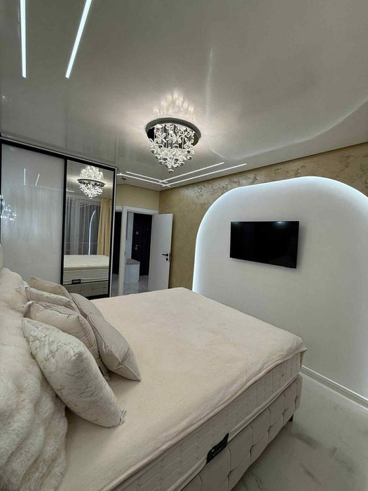 Дава се под наем Двустаен апартамент в Пловдив, Южен - 75 кв.м за 664 € - Снимка #3