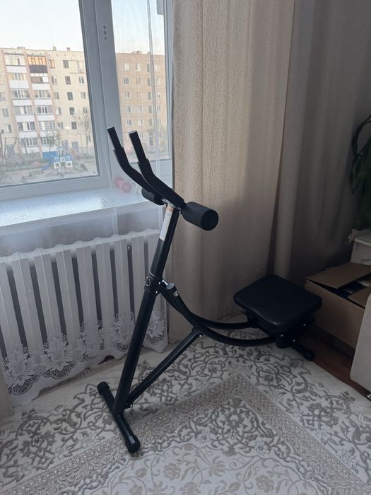Тренажер для пресса, спины и ног