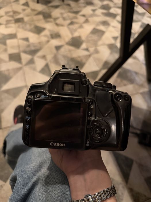 Фотоаппарат “Canon” б/у