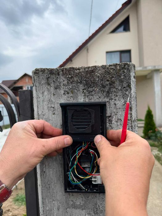 Interfoane la casă și bloc