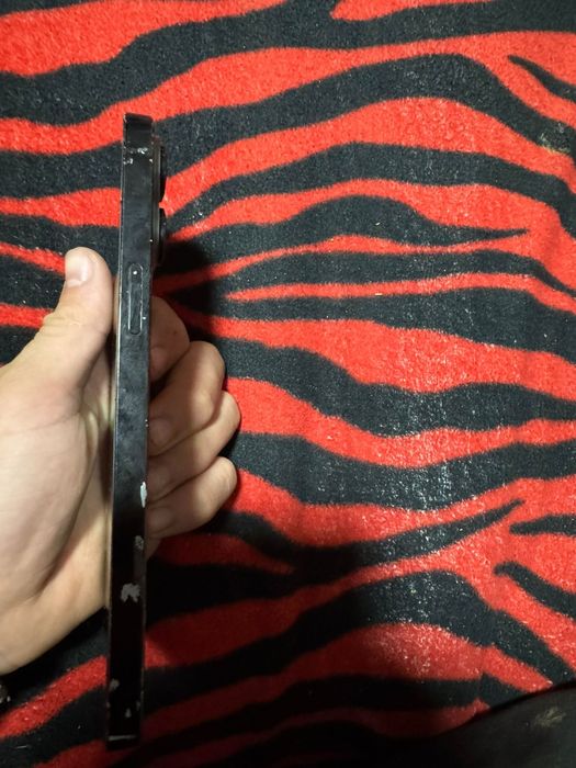 Vând iPhone 14 pro max pentru piese