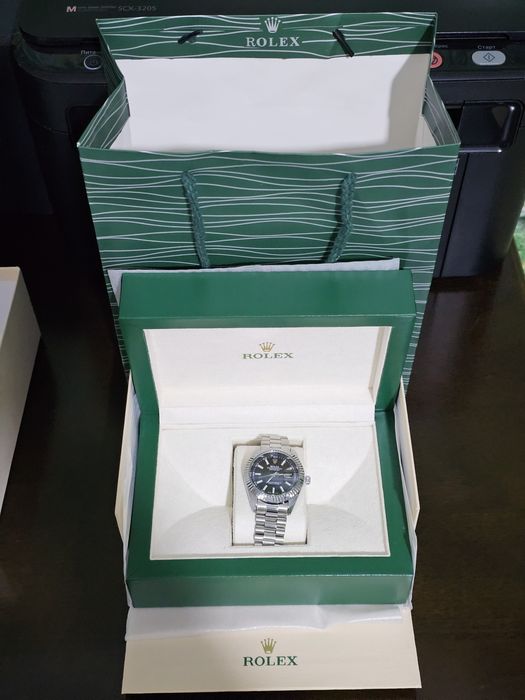 Мужские часы    .