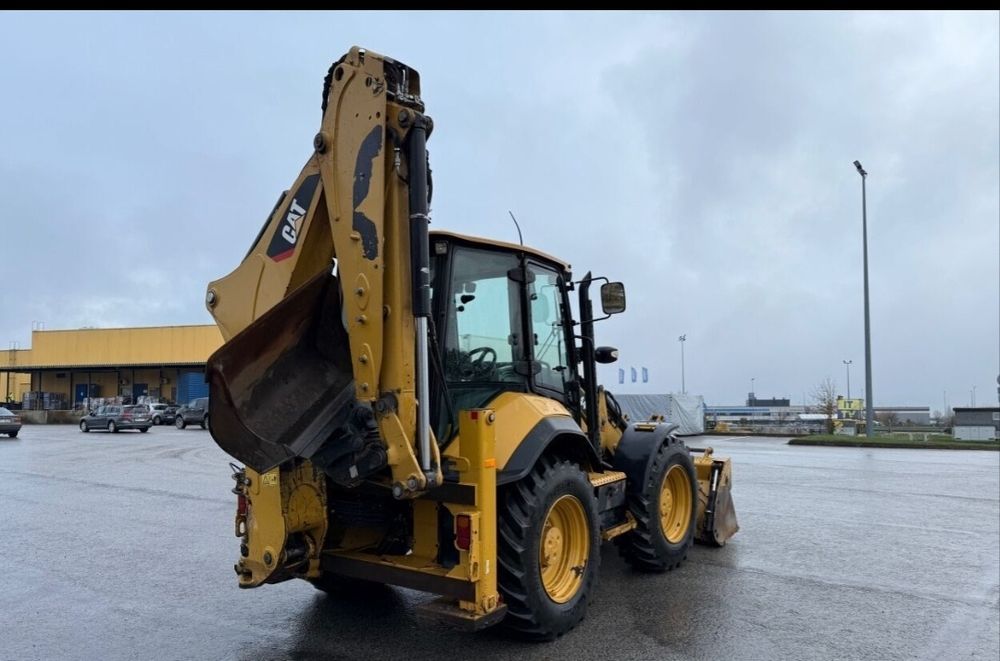 Vand/inchiriez buldoexcavator Caterpillar 444F2 2019 4600ore