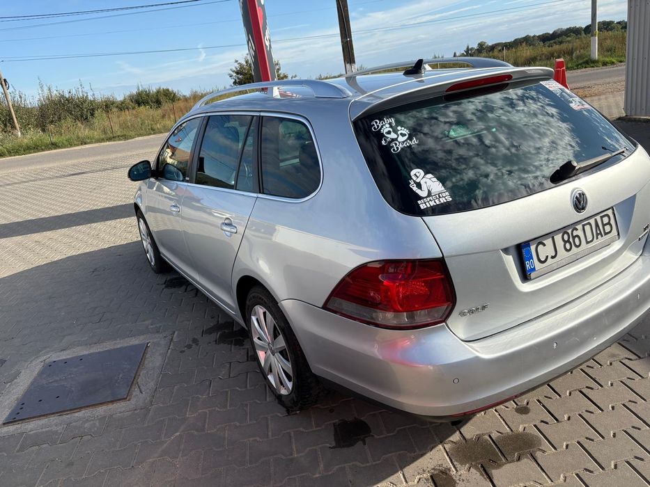 Se vinde vw golf VI 2011