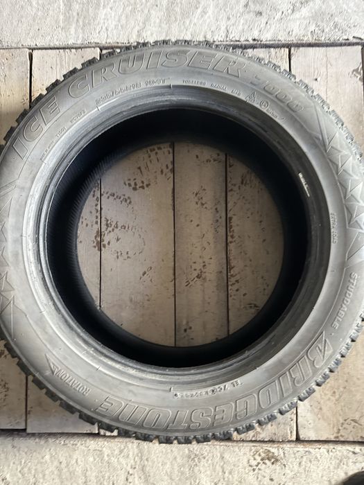 Продам авторезину 235/60 R 18 б/у