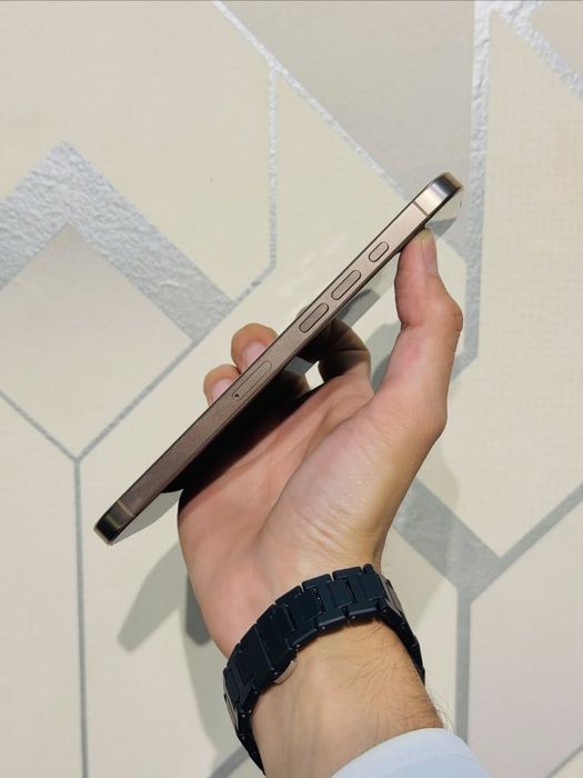 iPhone 16 Pro Max Desert 256 GB