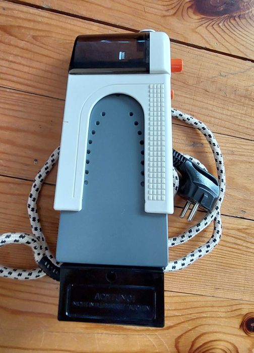 Ретро туристическа ютия