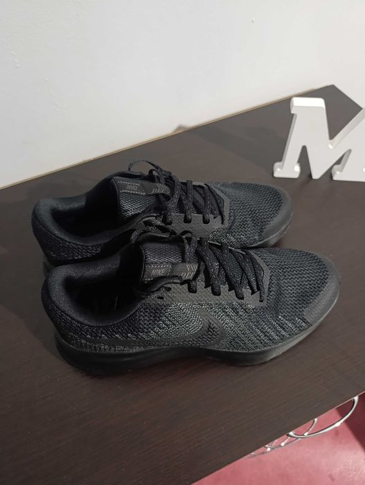 Обувки Nike Run Defu