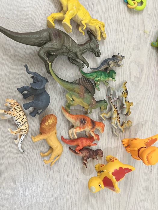 Продам детские игрушки