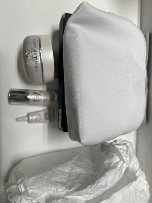 Dior capture total- set anti-imbatranire !