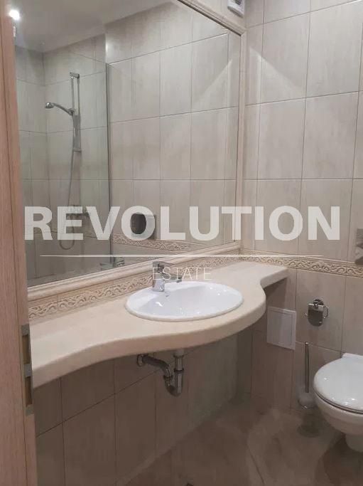 Дава се под наем Двустаен апартамент в Варна, Аспарухово - 80 кв.м за 600 € - Снимка #7