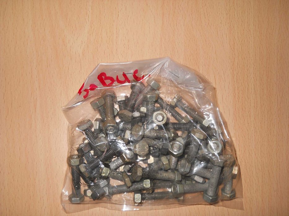 Șurub M6 x 35 mm + piulița