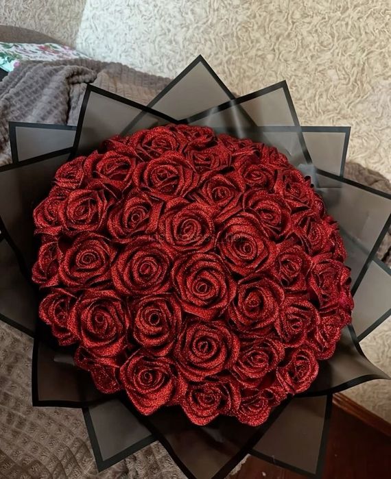 Цветы из Атлостной ленты