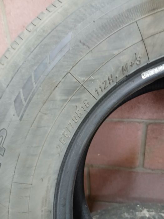 Продам шины 265/70R16