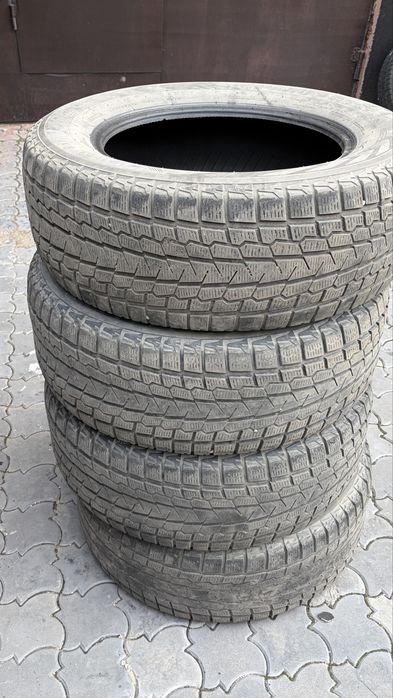 Зимние шины б/у yokohama 265/60R18