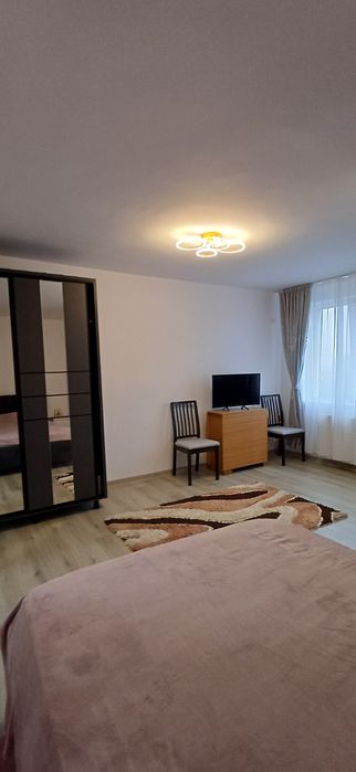 Inchiriez garsoniera sector 3