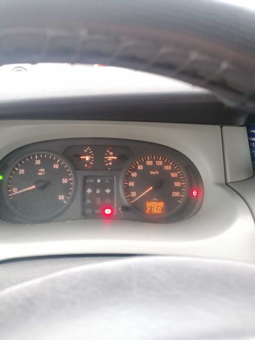 Opel vivaro 2004 cdti