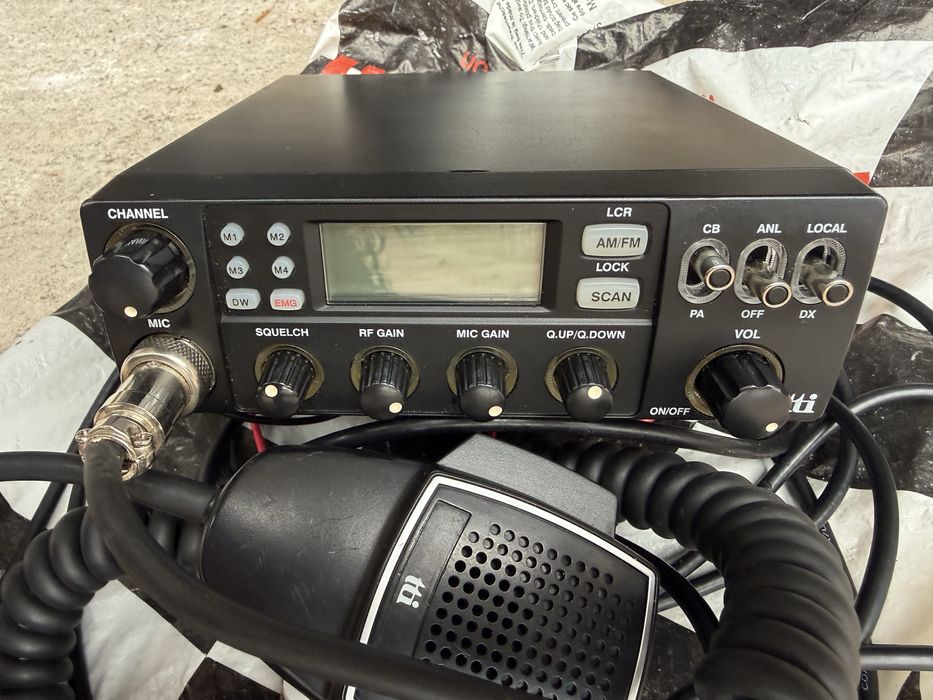 Vand statie CB TTI 880