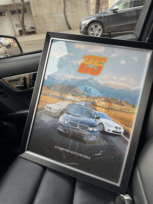 Постер на автомобил - идея за подарък / картина на кола в рамка