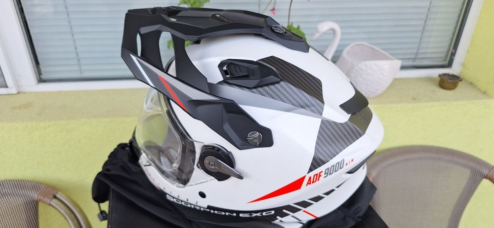 Каска за мотор Scorpion Exo ADF-9000 Air