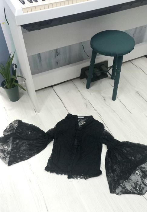 Бутикова риза прозрачна дантела S