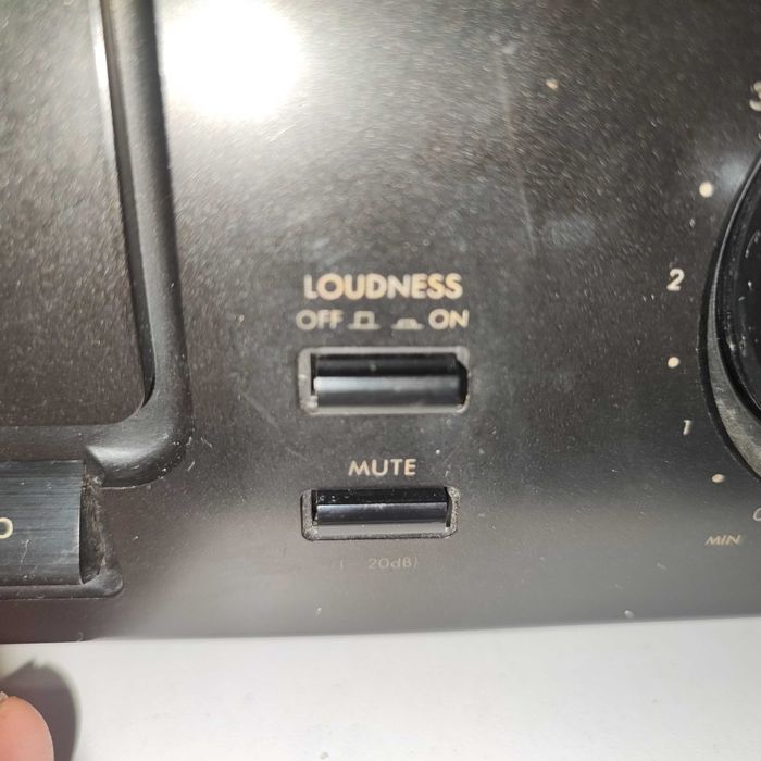 Предусилвател SOUNDWAVE PA 700