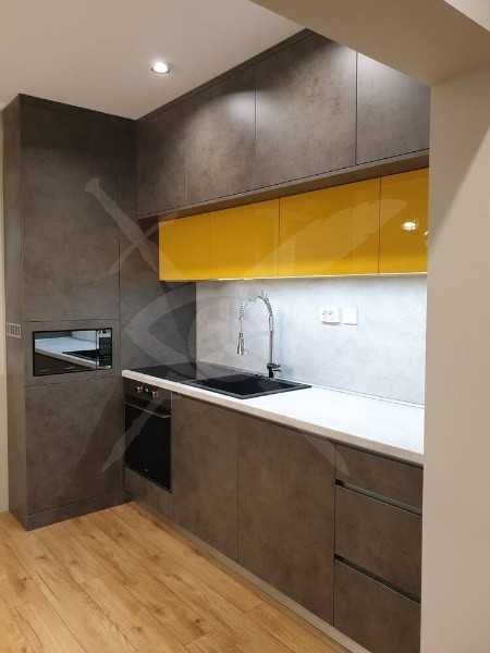 Продава се Многостаен апартамент в Пловдив, Кючук Париж - 98 кв.м за 2990 €/кв.м - Снимка #2
