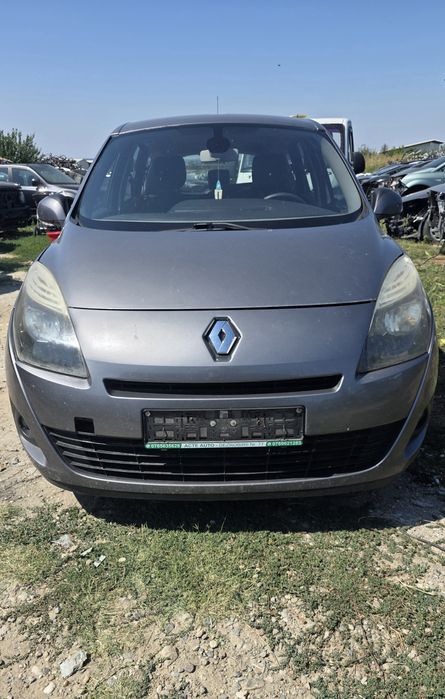 Dezmembrez Renault scenic 3 1.9 dci